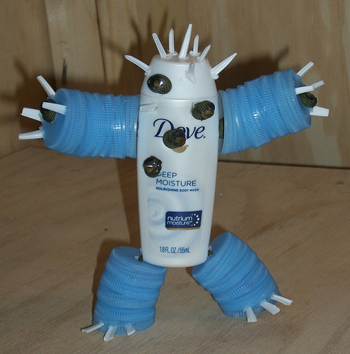 Деревянная игрушка-робот своими руками | Пикабу